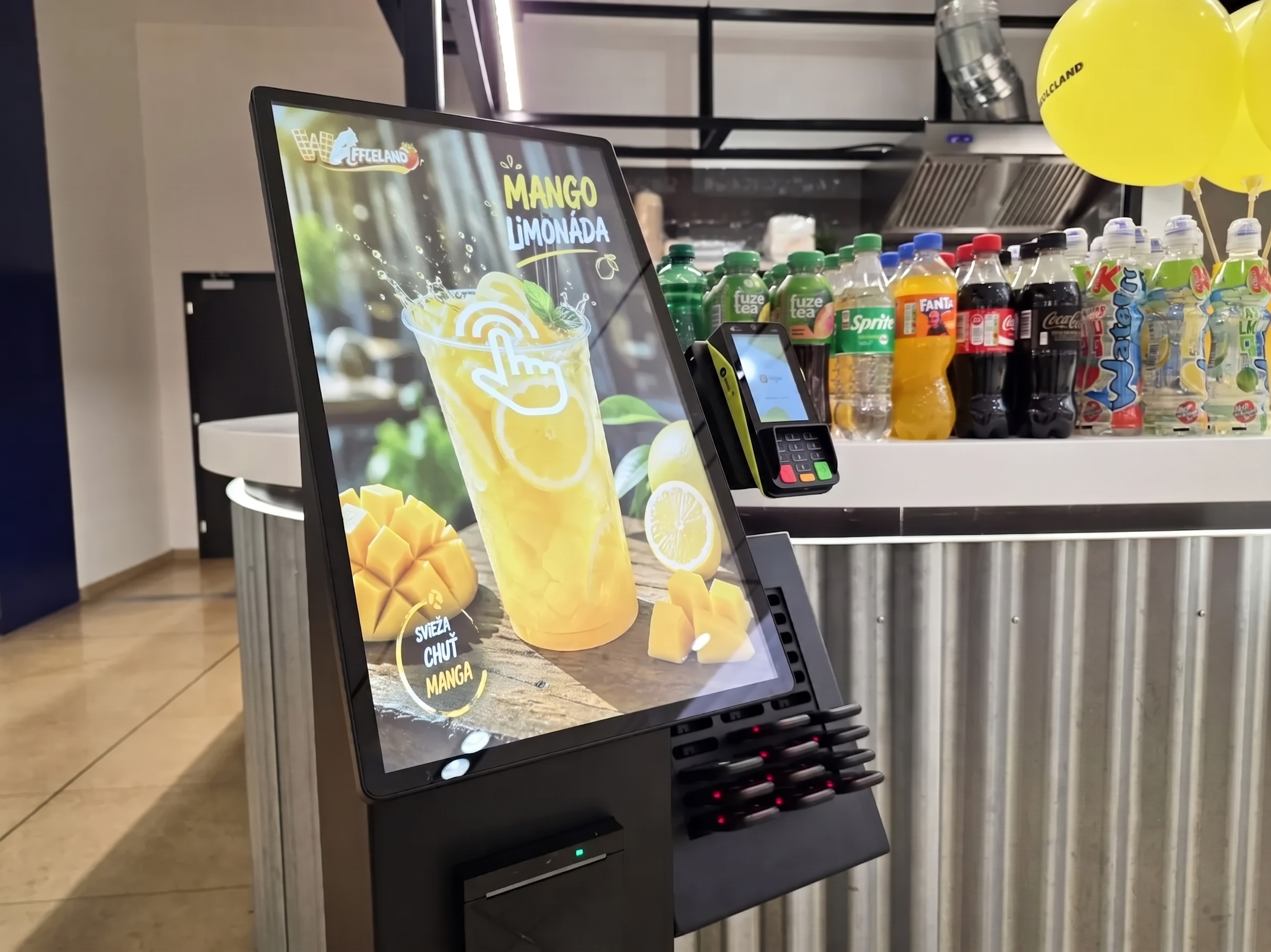 Kiosk Datavision v novej prevádzke Waffleland v Trnave